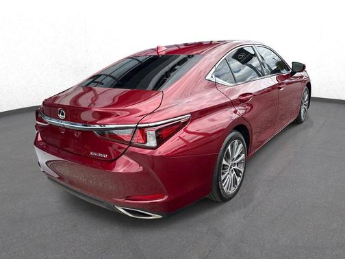 Matador Red Mica 2019 Lexus ES 350 Base