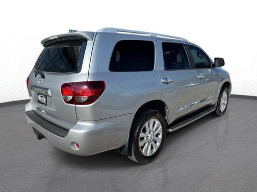 Silver Sky Metallic 2018 Toyota Sequoia Platinum