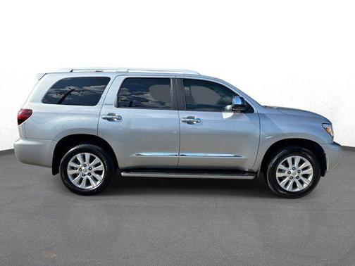 Silver Sky Metallic 2018 Toyota Sequoia Platinum