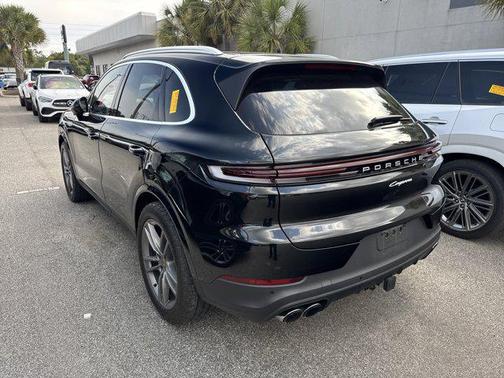 Black 2024 Porsche Cayenne Cayenne