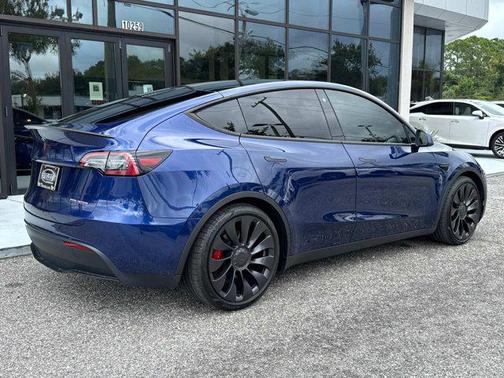 2022 Tesla Model Y Performance Dual Motor All-Wheel Drive
