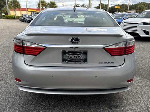 2013 Lexus ES 300h Base