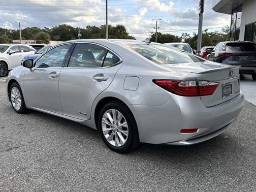 2013 Lexus ES 300h Base