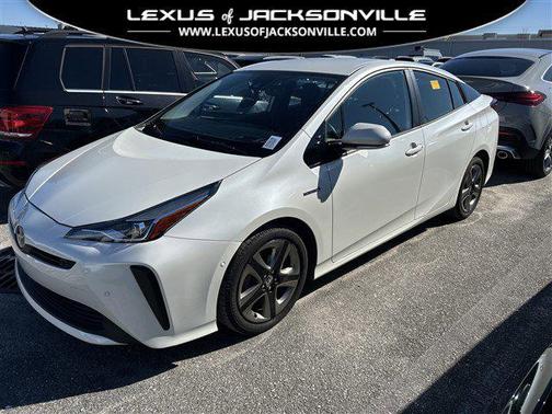 2020 Toyota Prius XLE