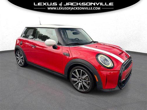 Chili Red 2023 MINI Hardtop Cooper S