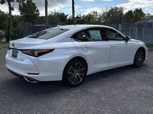 2025 Lexus ES 350 Base