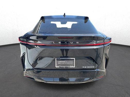 2024 Lexus RZ 300e Premium