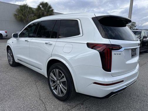 2020 Cadillac XT6 Premium Luxury FWD