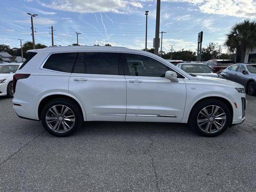 2020 Cadillac XT6 Premium Luxury FWD