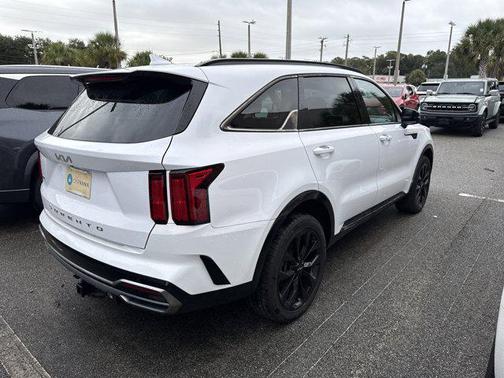 2022 Kia Sorento SX