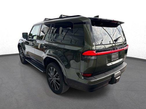 Nori Green Pearl 2024 Lexus GX 550 Luxury