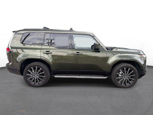 Nori Green Pearl 2024 Lexus GX 550 Luxury
