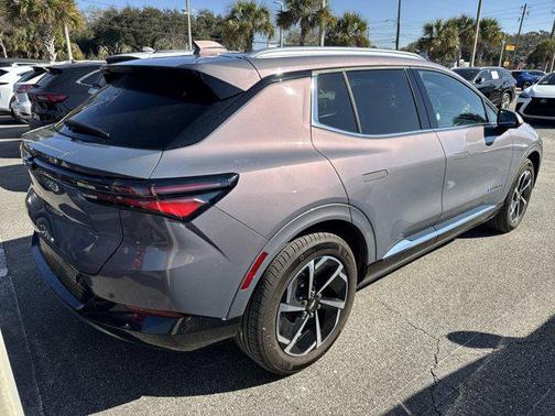 2025 Chevrolet Equinox EV LT