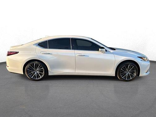 Eminent White Pearl 2023 Lexus ES 350 Base