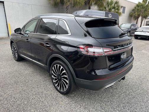 Infinite Black 2021 Lincoln Nautilus Black Label