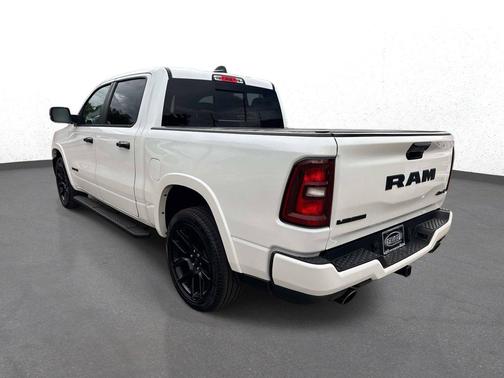 Ivory White Tri-Coat Pearlcoat 2025 RAM 1500 Laramie
