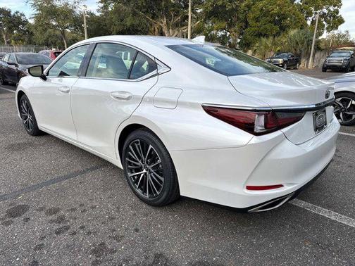 2025 Lexus ES 350 Base