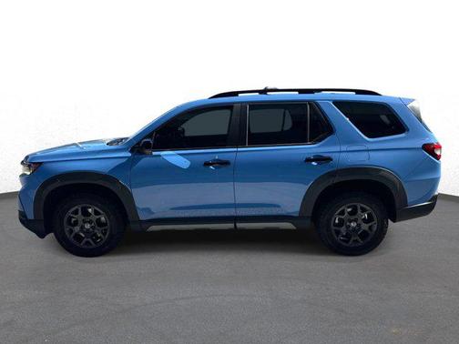 Diffused Sky Pearl 2023 Honda Pilot AWD TrailSport