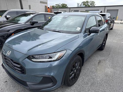 Pearl 2024 Honda HR-V 2WD Sport