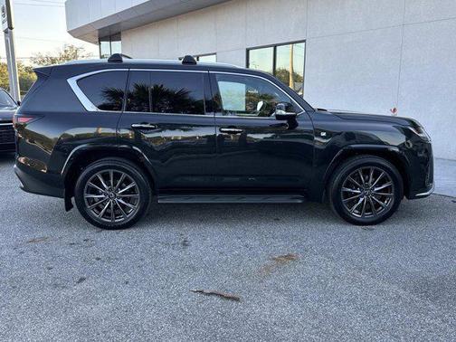 2025 Lexus LX 600 Base