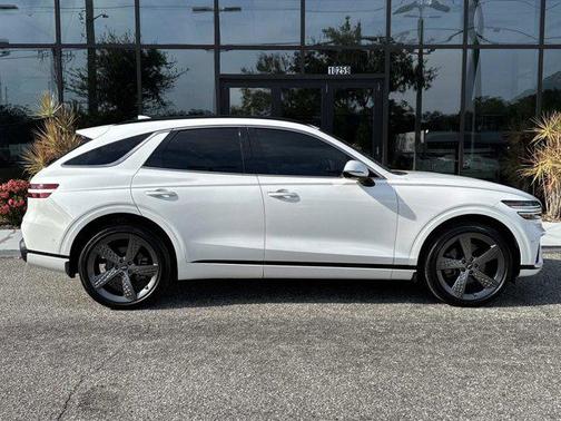 2022 Genesis GV70 2.5T AWD