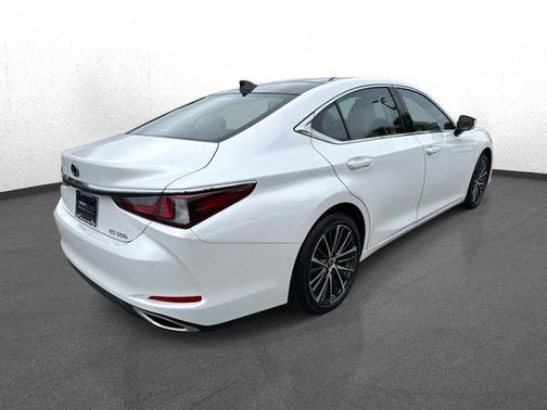 2024 Lexus ES 350 Base