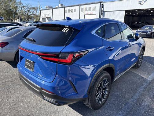 2025 Lexus NX 250 Premium