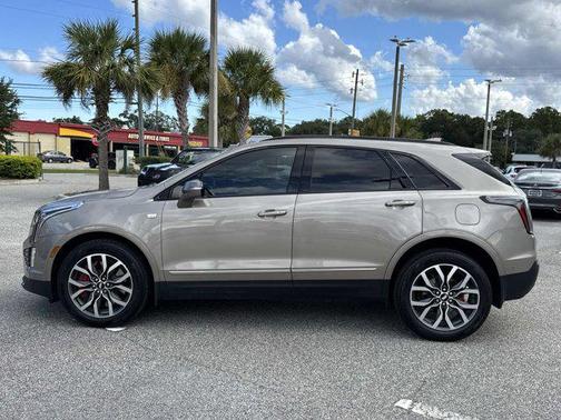 2022 Cadillac XT5 Sport