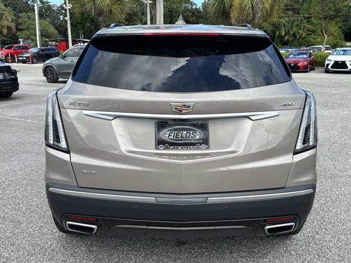 2022 Cadillac XT5 Sport