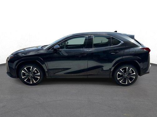 Caviar 2026 Lexus UX 300h Premium