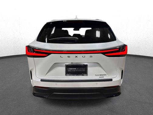 2022 Lexus NX 350h Luxury