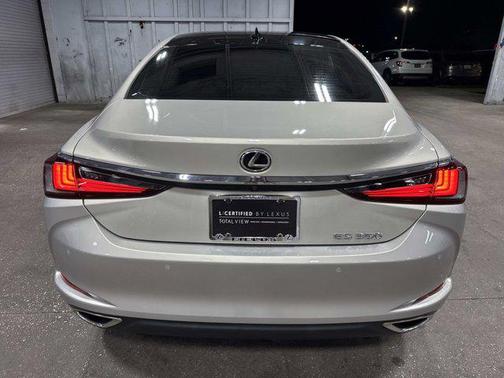 2023 Lexus ES 350 Base