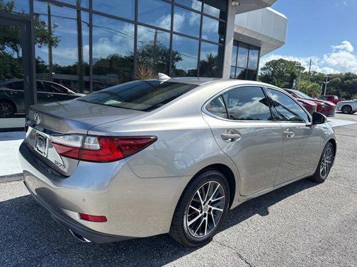 2018 Lexus ES 350 Base