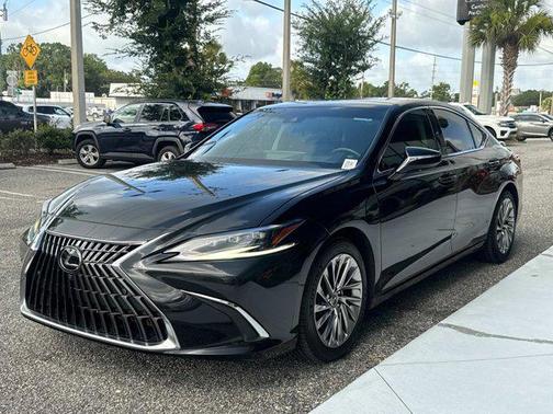 2022 Lexus ES 350 Ultra Luxury