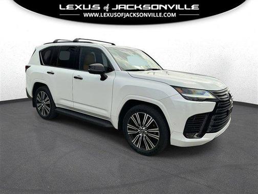 2025 Lexus LX 700h Luxury