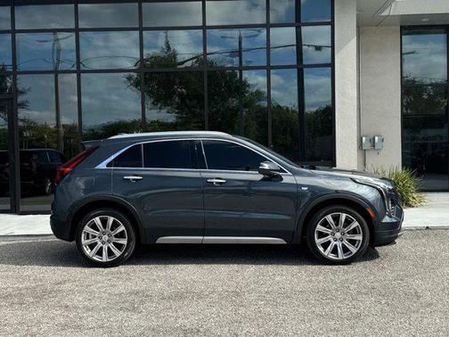 2019 Cadillac XT4 Premium Luxury
