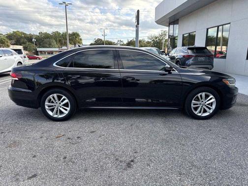 2020 Volkswagen Passat 2.0T SE