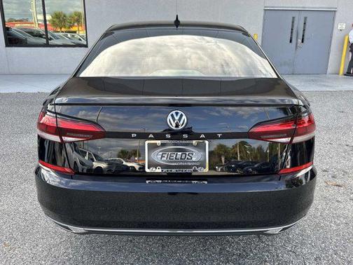 2020 Volkswagen Passat 2.0T SE