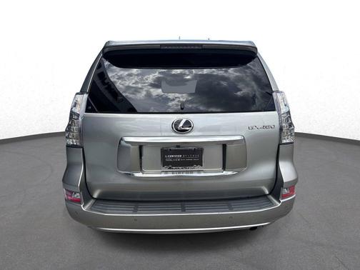 Atomic Silver 2022 Lexus GX 460 Premium
