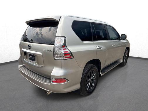Atomic Silver 2023 Lexus GX 460 Premium