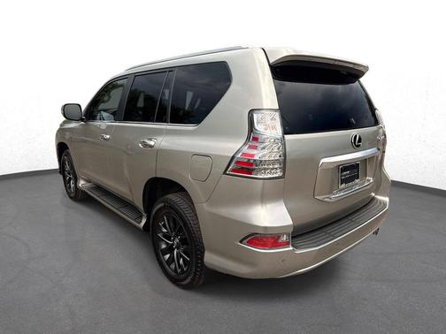 Atomic Silver 2023 Lexus GX 460 Premium