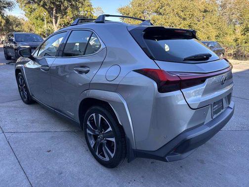 2022 Lexus UX 250h Base