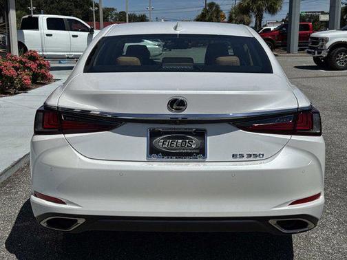 2025 Lexus ES 350 Base