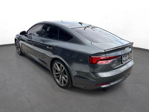 Daytona Gray Pearl Effect 2019 Audi A5 45 Premium