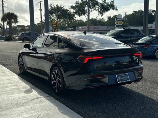 2025 Kia K5 EX