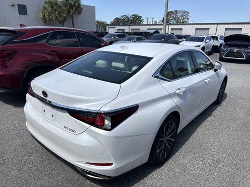 2024 Lexus ES 350 Base