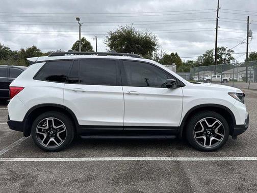 2023 Honda Passport AWD Elite