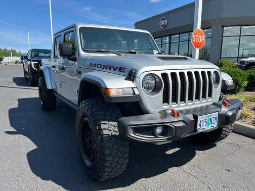 2023 Jeep Gladiator Mojave