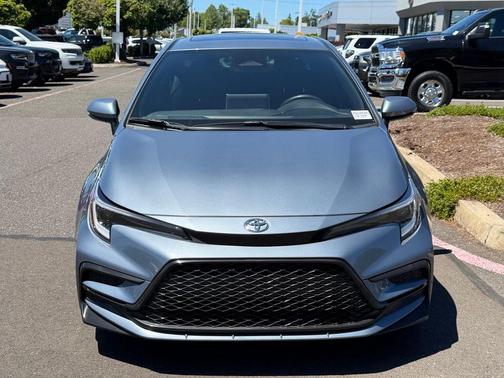 CELESTITE 2025 Toyota Corolla SE