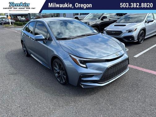 CELESTITE 2025 Toyota Corolla SE